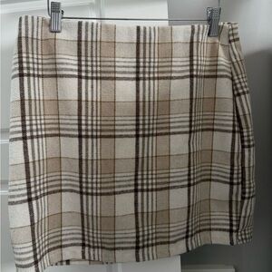 🩷3 for $20🩷SHEIN Mini Skirt In Colour Brown. Size Large.